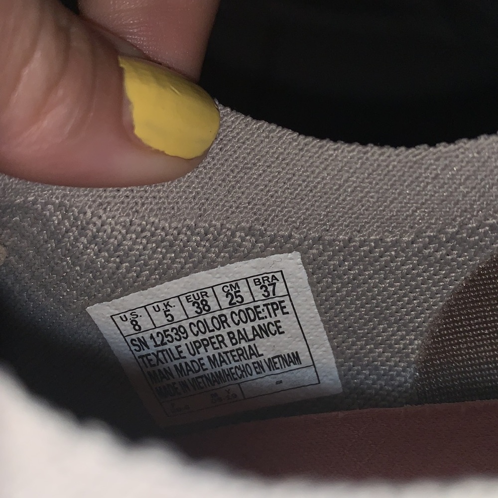 Skechers Women's Ultra Flex Statements Sneaker - Picture 6 of 8